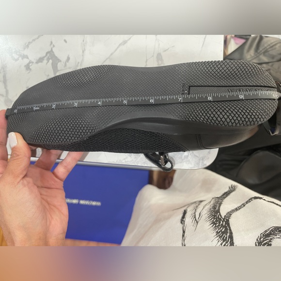 Woman’s Prada shoe - Picture 7 of 8